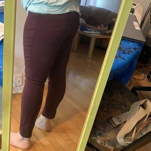 4 for 25$ Purple pants (fit like leggings)
